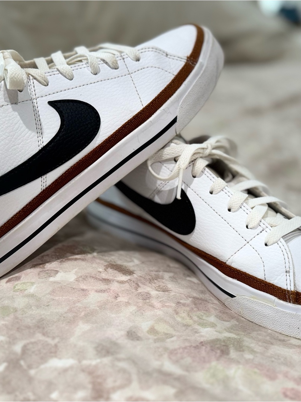 Nike White Leather Low-Top Sneakers with Brown Accent